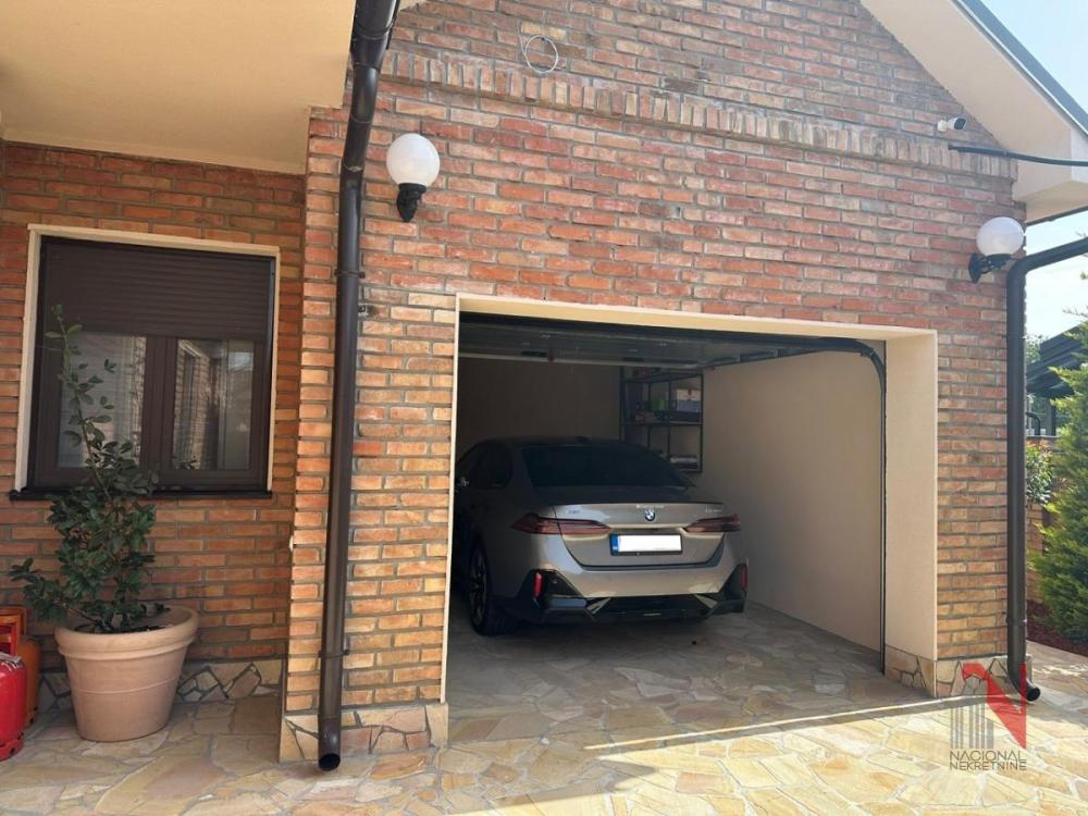 Slika 4 - NIKOLE SIMIĆA,  Kuća na prodaju, 228m2, 406.500€