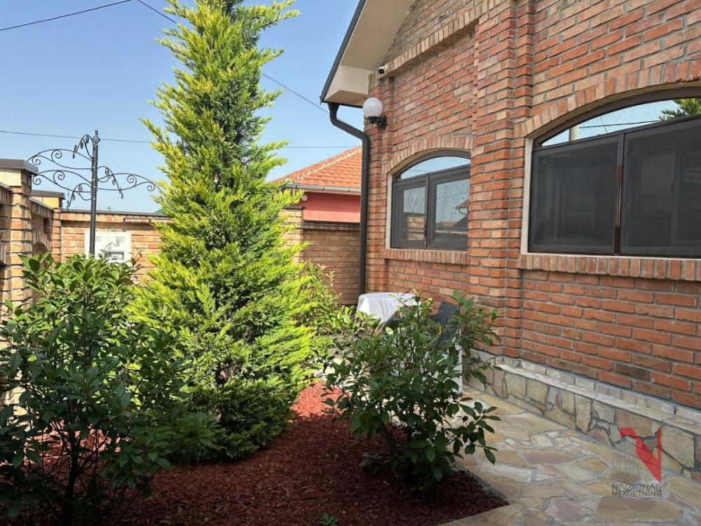 Slika 1 - NIKOLE SIMIĆA,  Kuća na prodaju, 228m2, 406.500€