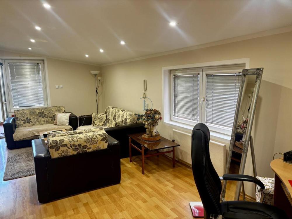 Glavna slika -Ljubićka, Kuća za izdavanje, 110m2, 700€