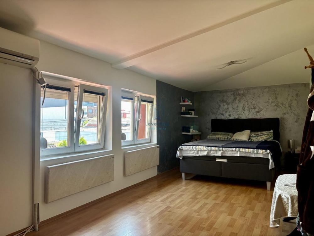 Slika 5 - Ljubićka, Kuća za izdavanje, 110m2, 700€