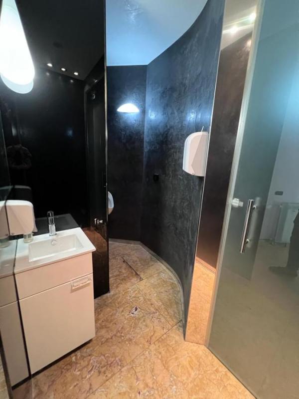 Slika 5 -  Lokal na prodaju, 350m2, 1.280.000€