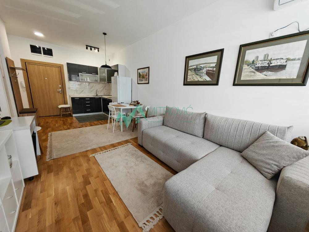 Glavna slika -Dvosoban stan na prodaju, 42m2, 121.800€