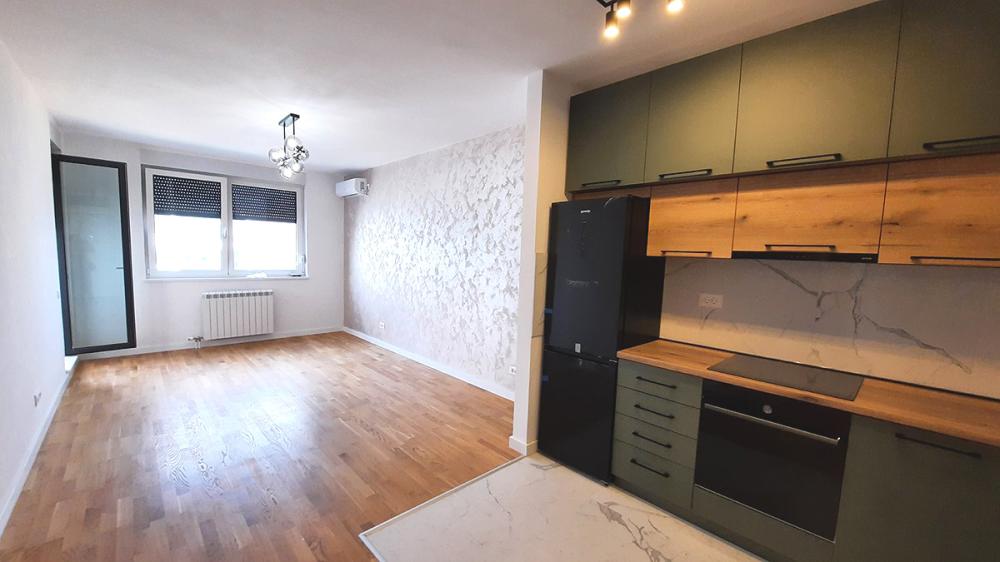 Slika 1 - Mirka Sandica, Trosoban stan na prodaju, 68m2, 228.500€