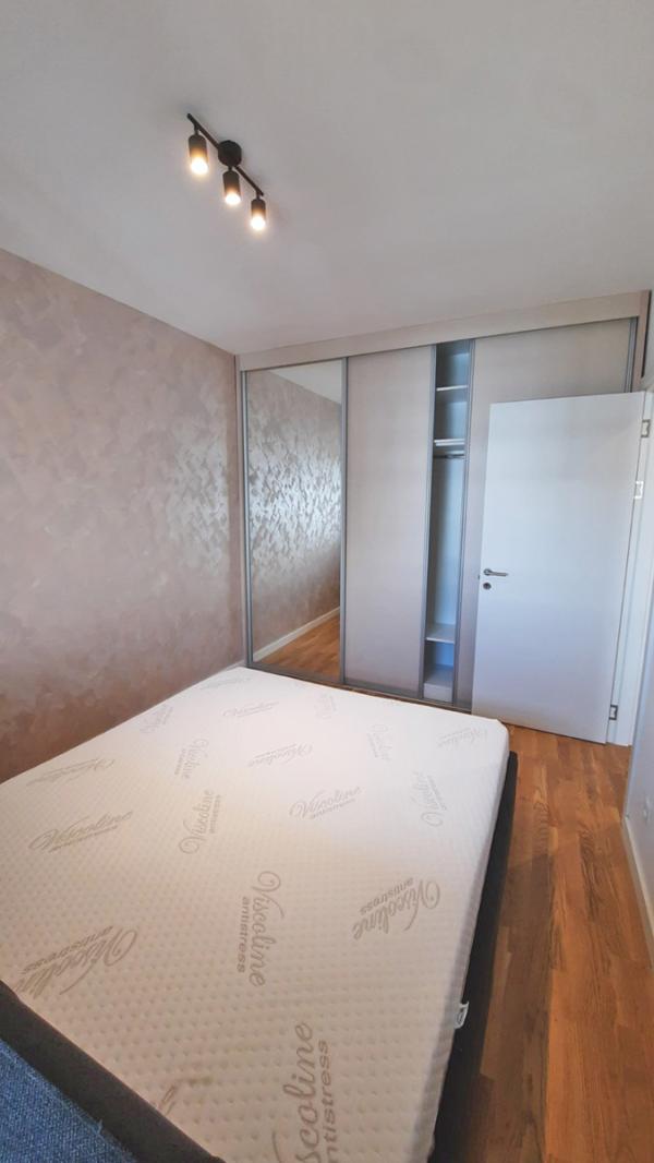 Slika 8 - Mirka Sandica, Trosoban stan na prodaju, 68m2, 228.500€