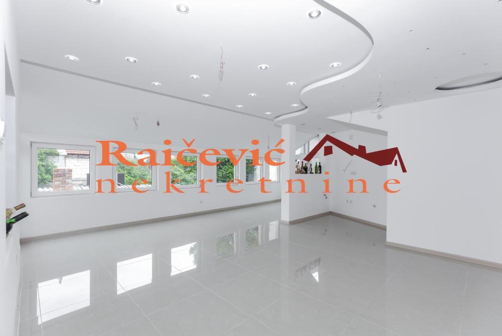 Glavna slika -Bakiceva,  Lokal za izdavanje, 180m2, 1.200€