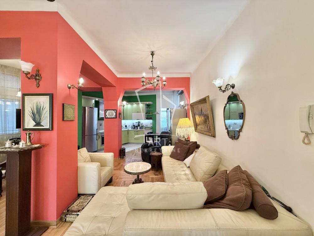 Slika 1 - Bulevar Despota Stefana, Četvorosoban stan na prodaju, 74m2, 282.000€