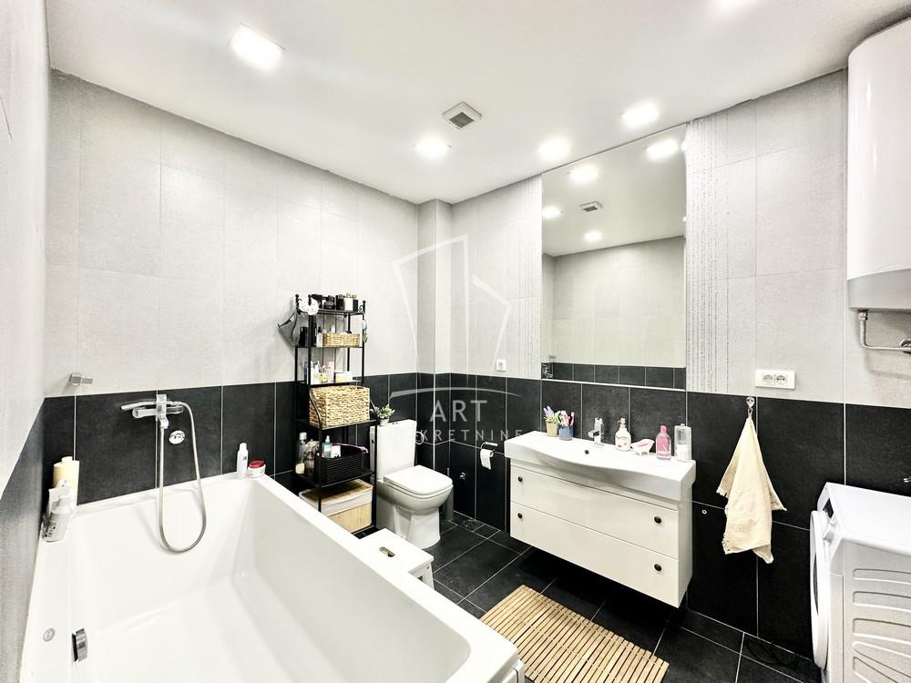 Slika 11 - Ugrinovački put, Četvorosoban stan na prodaju, 165m2, 280.000€