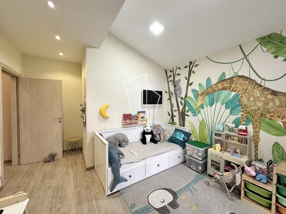 Slika 10 - Ugrinovački put, Četvorosoban stan na prodaju, 165m2, 280.000€