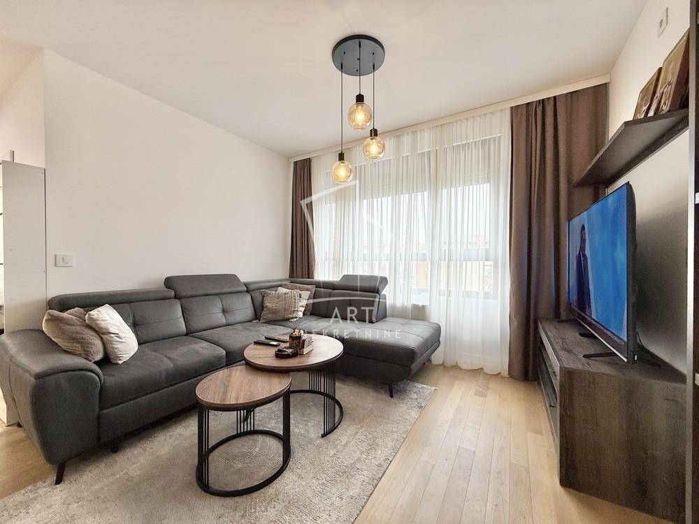 Slika 1 - Ustanička, Trosoban stan na prodaju, 61m2, 245.000€