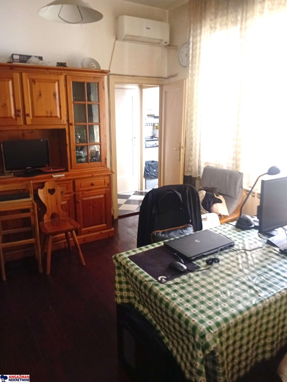 Slika 4 - Strahinjića Bana, Petosoban stan na prodaju, 130m2, 680.000€