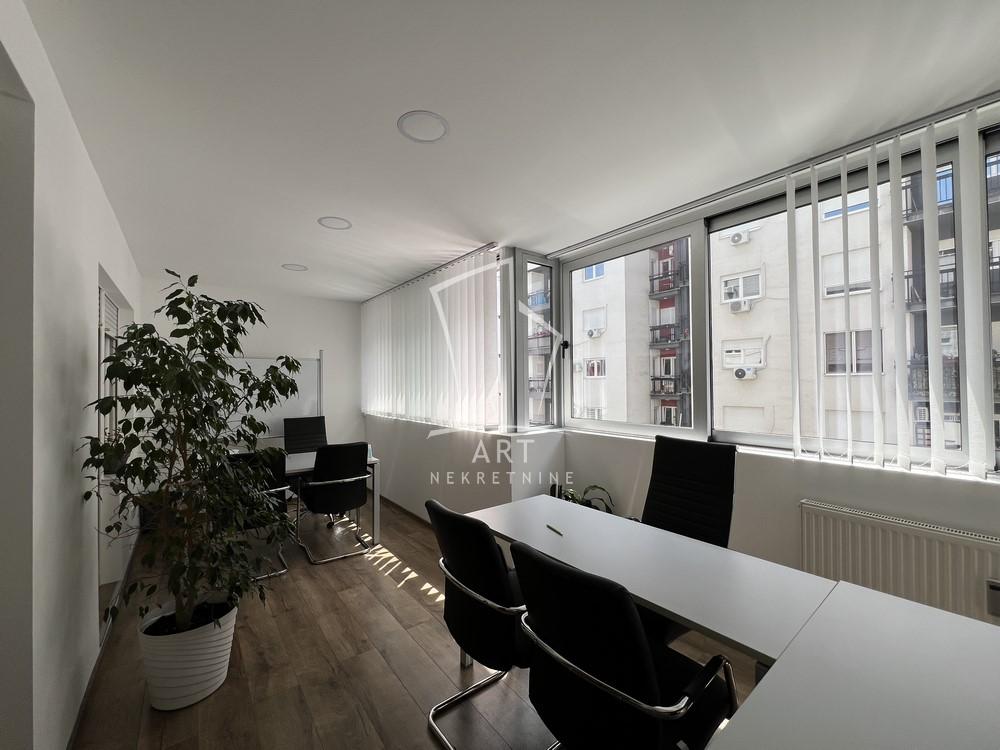 Slika 9 - Vojvode Micka Krstića, Trosoban stan na prodaju, 62m2, 198.000€