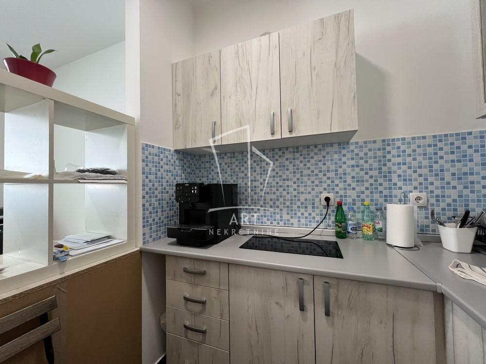 Slika 7 - Vojvode Micka Krstića, Trosoban stan na prodaju, 62m2, 198.000€