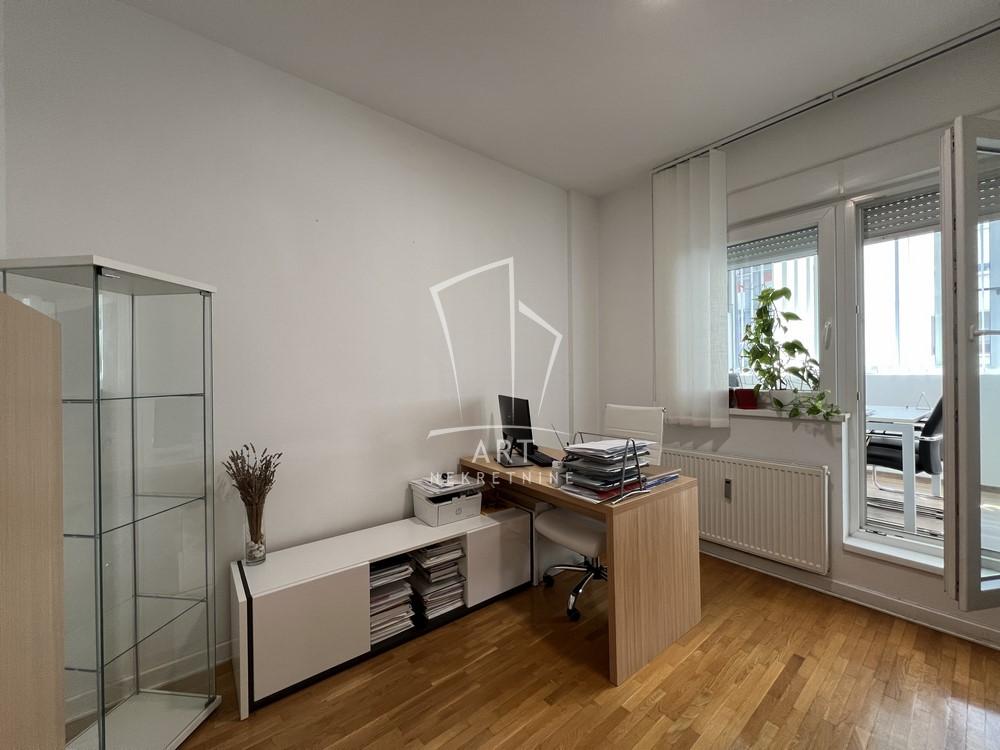 Slika 11 - Vojvode Micka Krstića, Trosoban stan na prodaju, 62m2, 198.000€