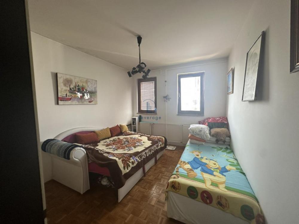 Slika 2 - Ljubinke Bobić, Četvorosoban stan na prodaju, 122m2, 289.000€