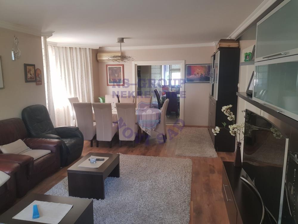 Glavna slika - Kuća na prodaju, 320m2, 484.100€