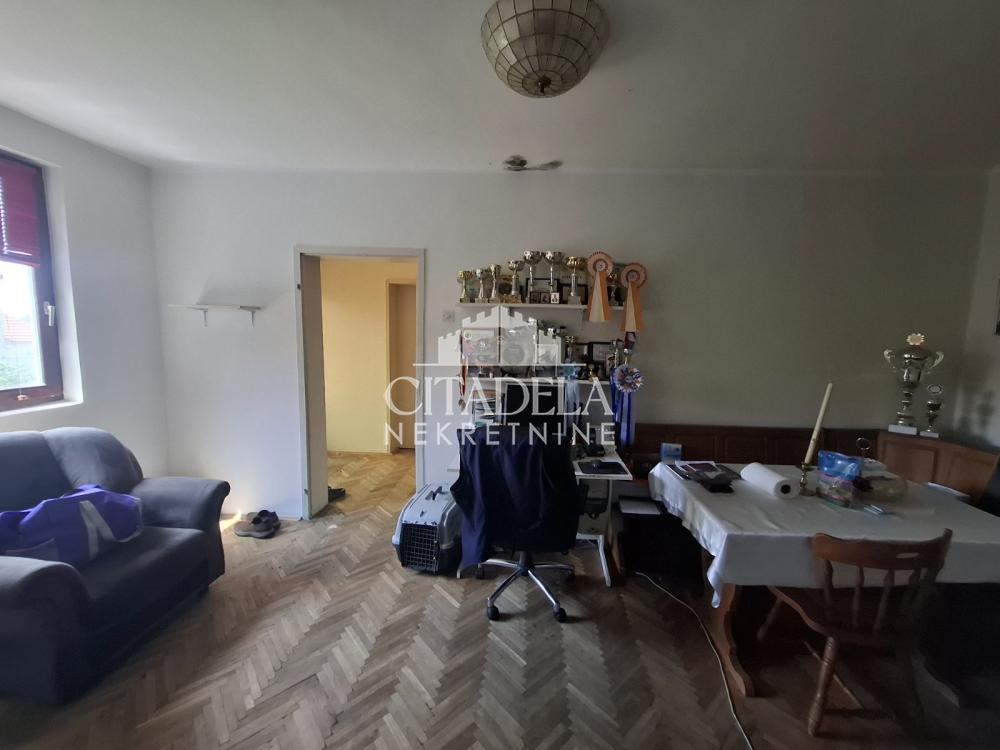Slika 4 - Vladimira Radojevića,  Kuća za izdavanje, 71m2, 400€