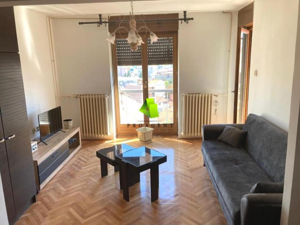 Glavna slika -Jednoiposoban stan za izdavanje, 44m2, 340€