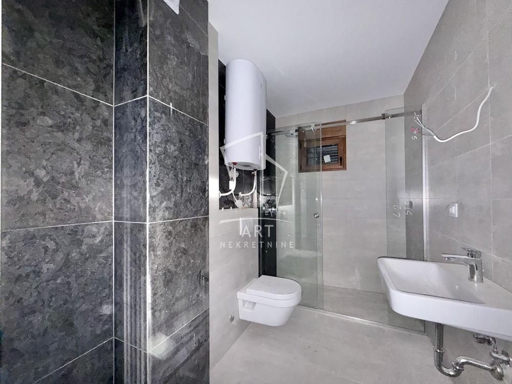 Slika 11 - Pregrevica, Trosoban stan na prodaju, 82m2, 329.000€