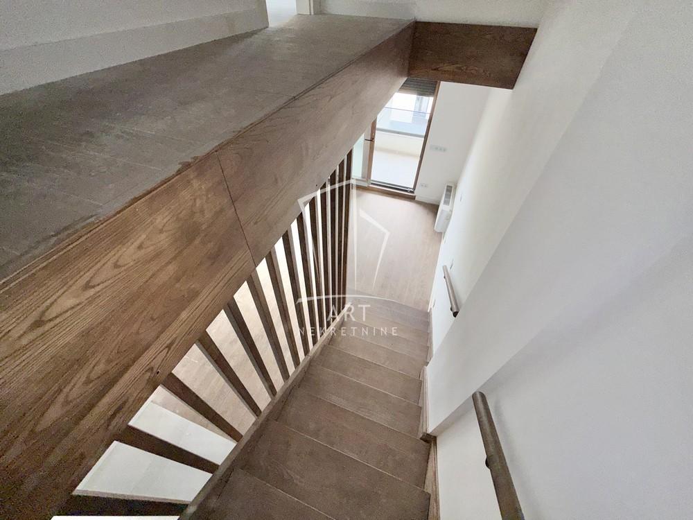 Slika 2 - Pregrevica, Trosoban stan na prodaju, 82m2, 329.000€