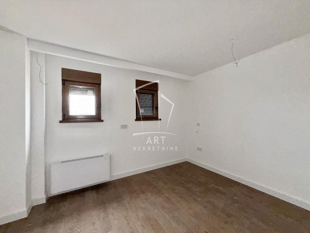 Slika 6 - Pregrevica, Trosoban stan na prodaju, 82m2, 329.000€