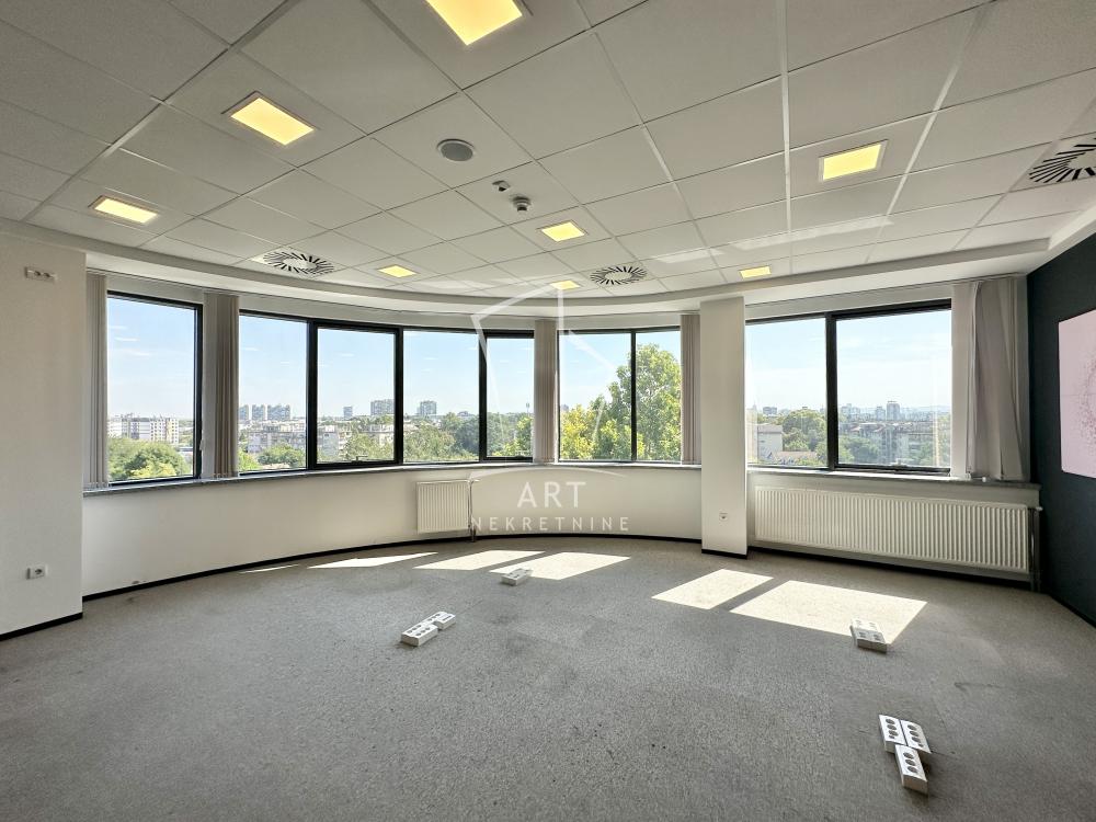 Slika 7 - Zelengorska,  Lokal za izdavanje, 441m2, 4.847€