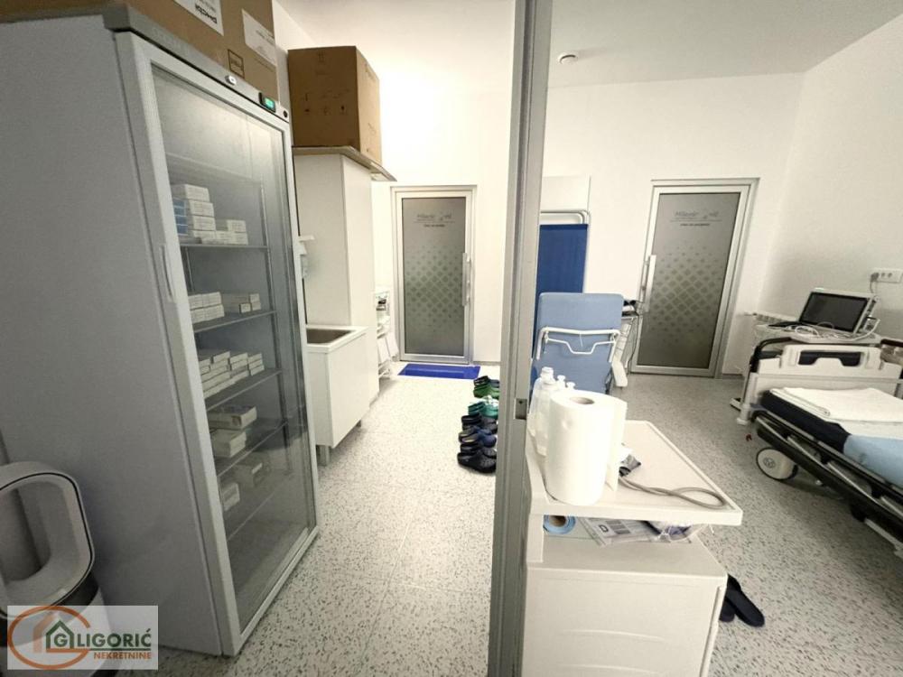 Slika 6 - Stojana Protića,  Lokal na prodaju, 143m2, 590.000€