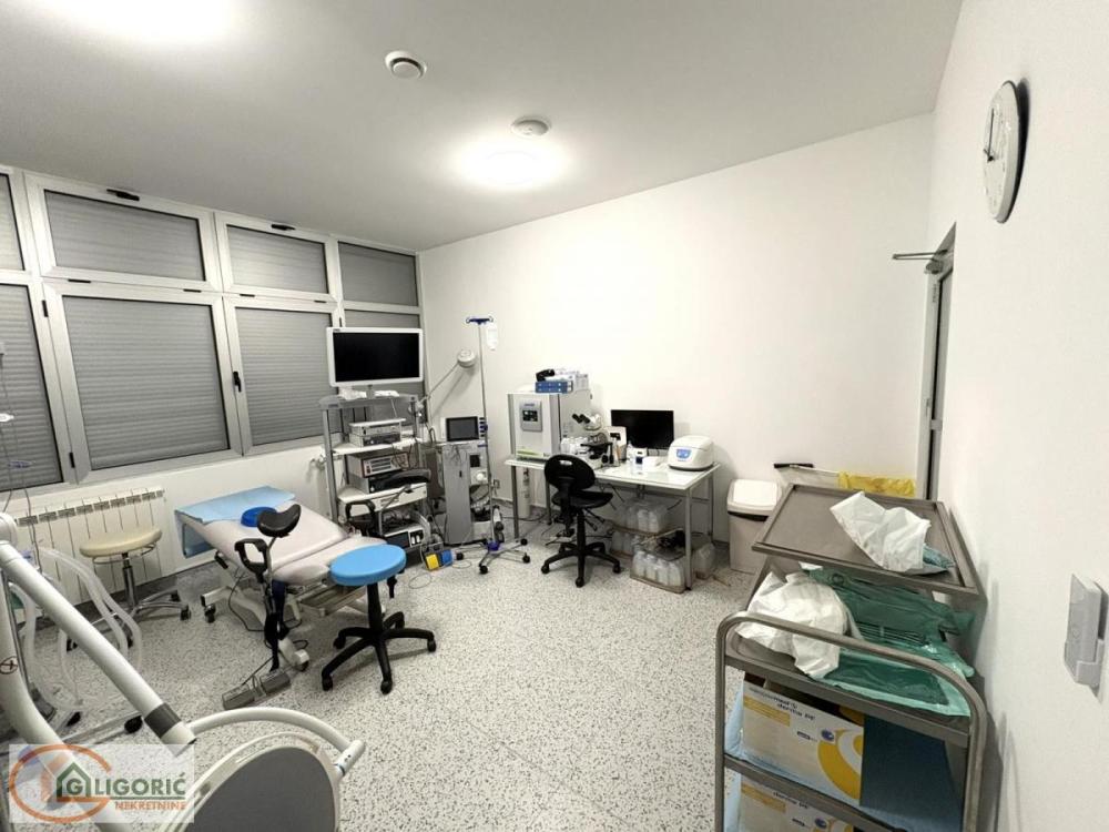 Slika 4 - Stojana Protića,  Lokal na prodaju, 143m2, 590.000€