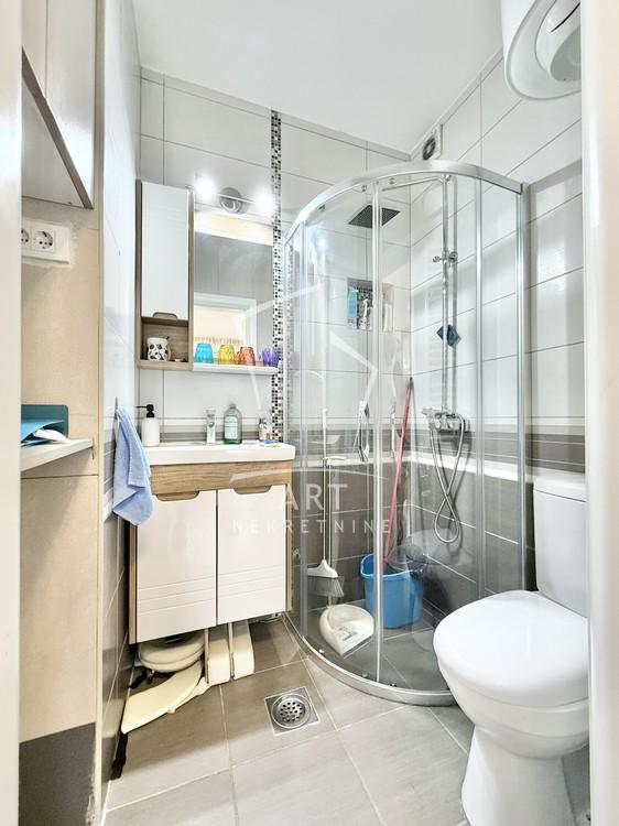 Slika 7 - Šumatovačka,  Lokal za izdavanje, 13m2, 500€