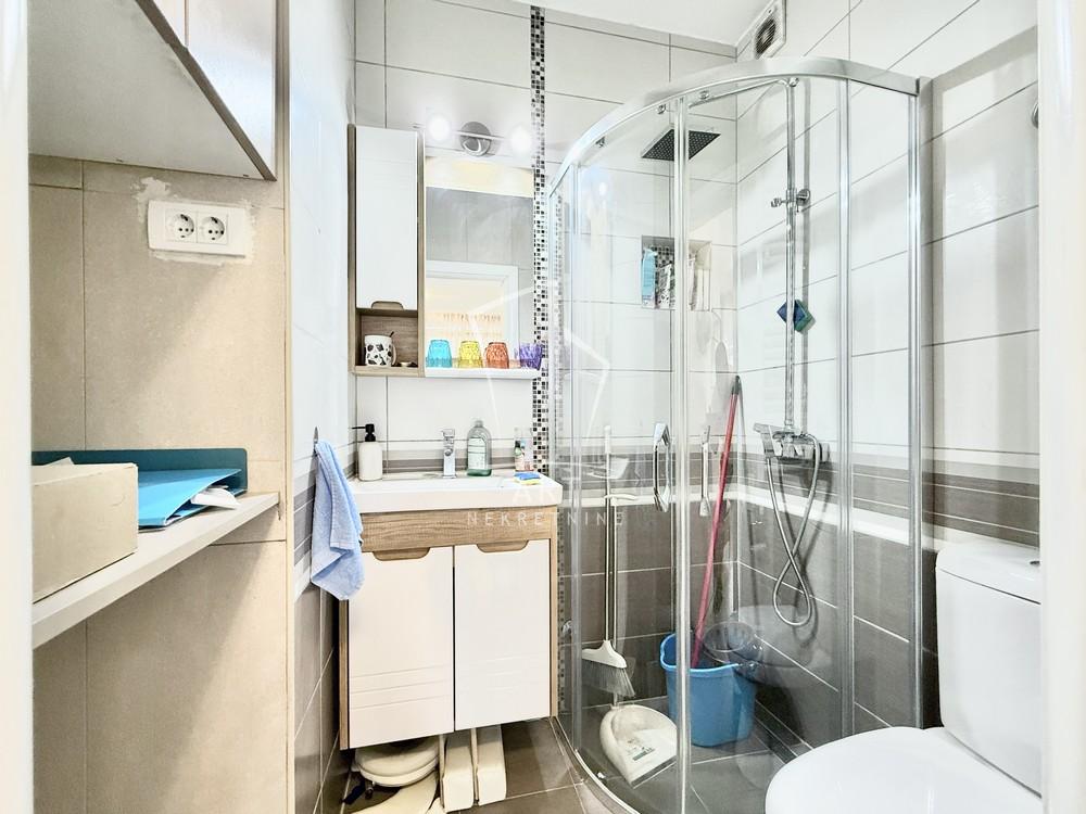 Slika 6 - Šumatovačka,  Lokal za izdavanje, 13m2, 500€