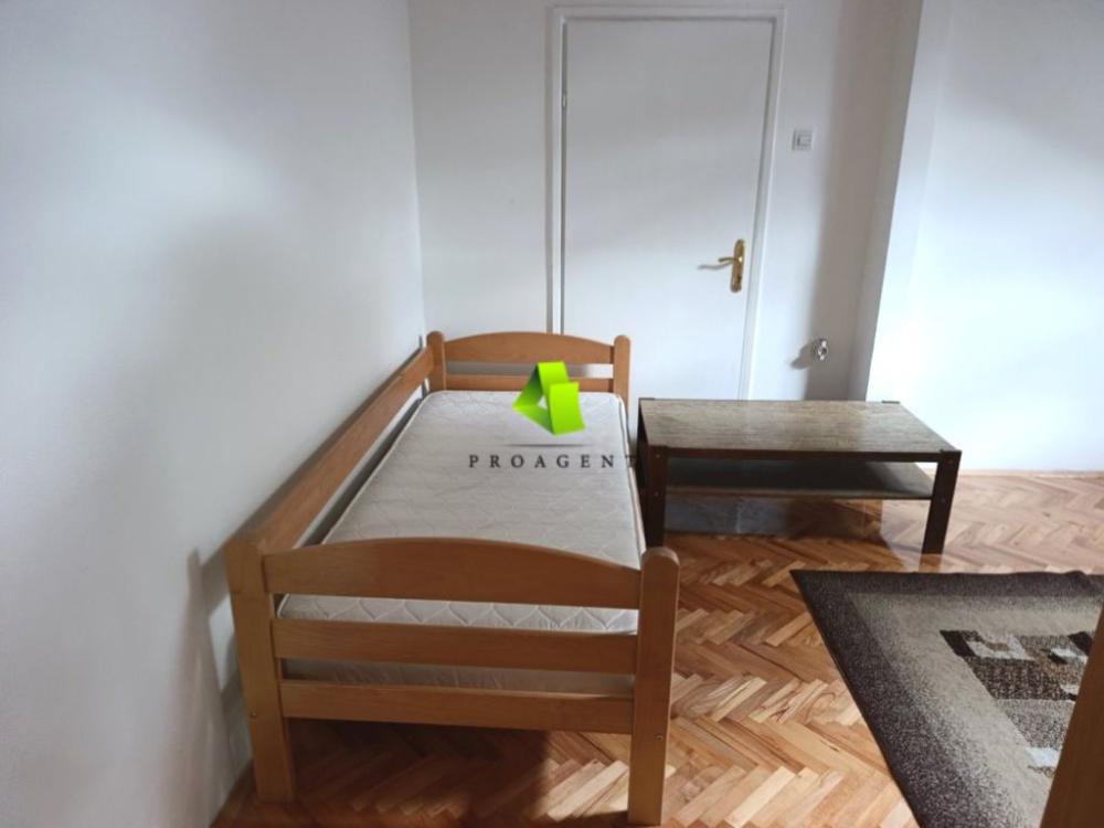 Slika 2 - Jednoiposoban stan za izdavanje, 50m2, 250€