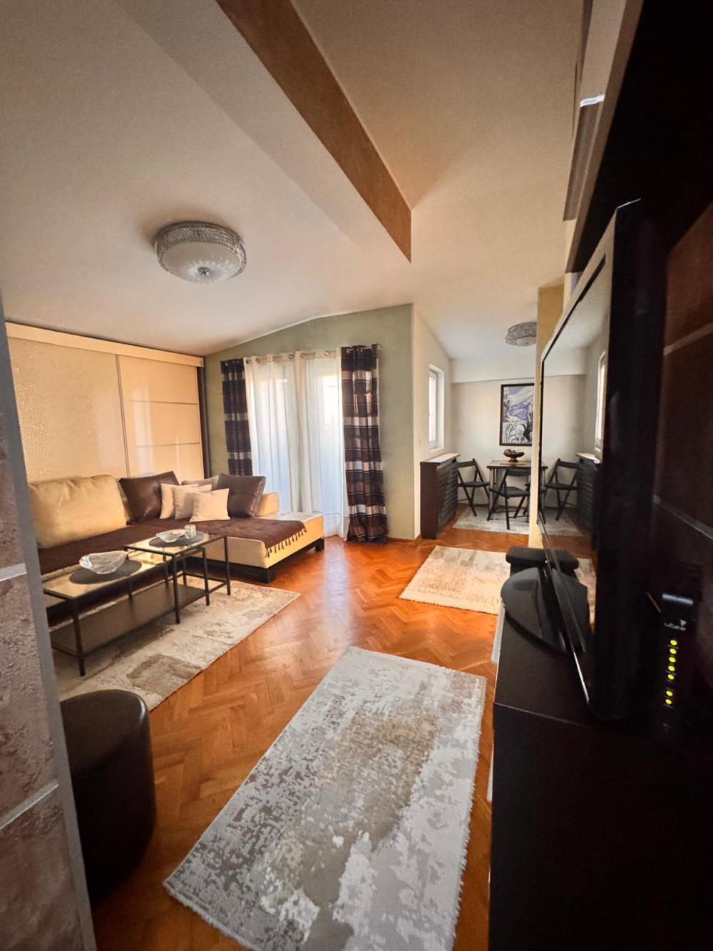 Slika 2 - Sime Igumanova, Dvosoban stan za izdavanje, 65m2, 800€