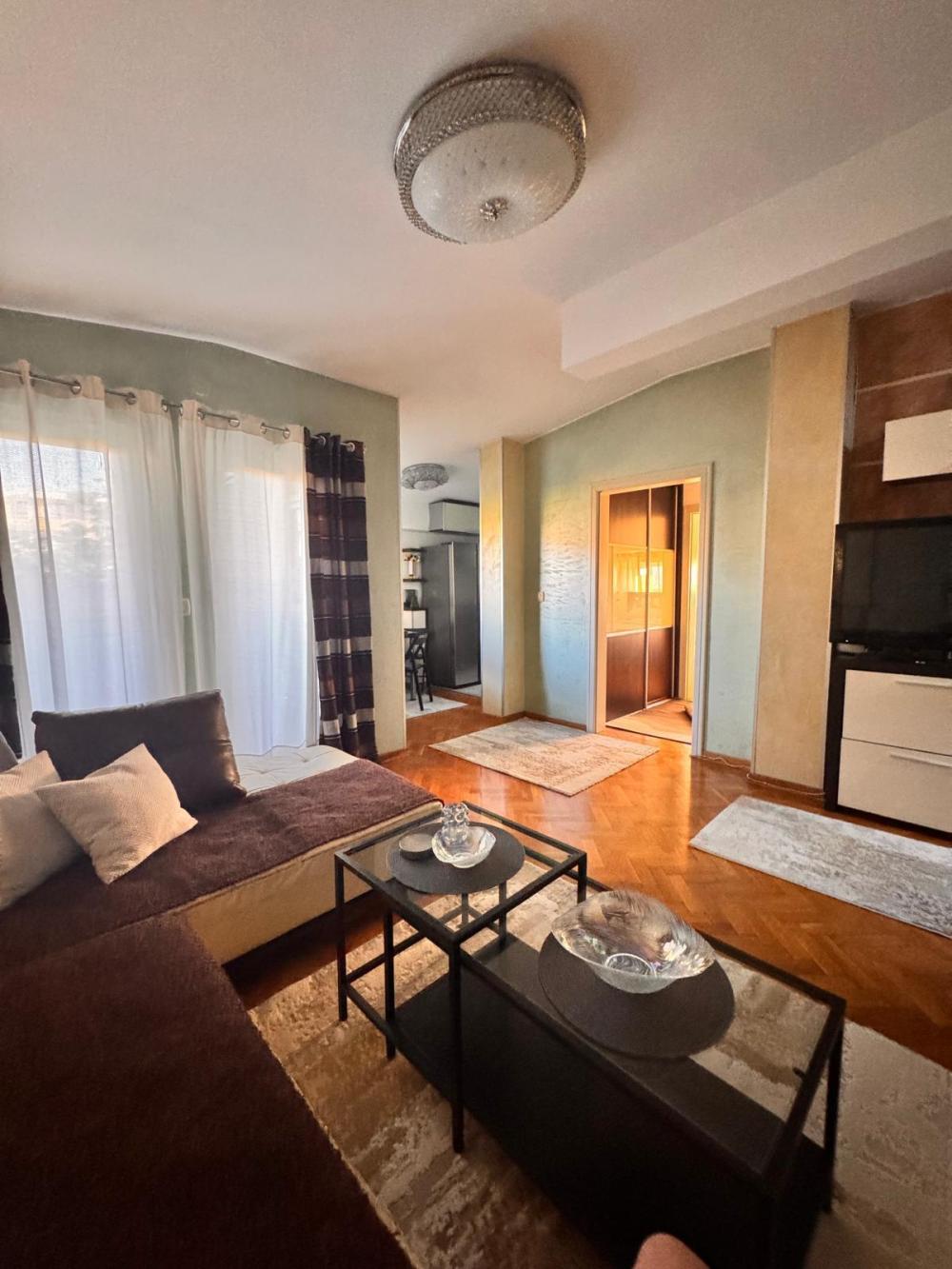 Slika 3 - Sime Igumanova, Dvosoban stan za izdavanje, 65m2, 800€