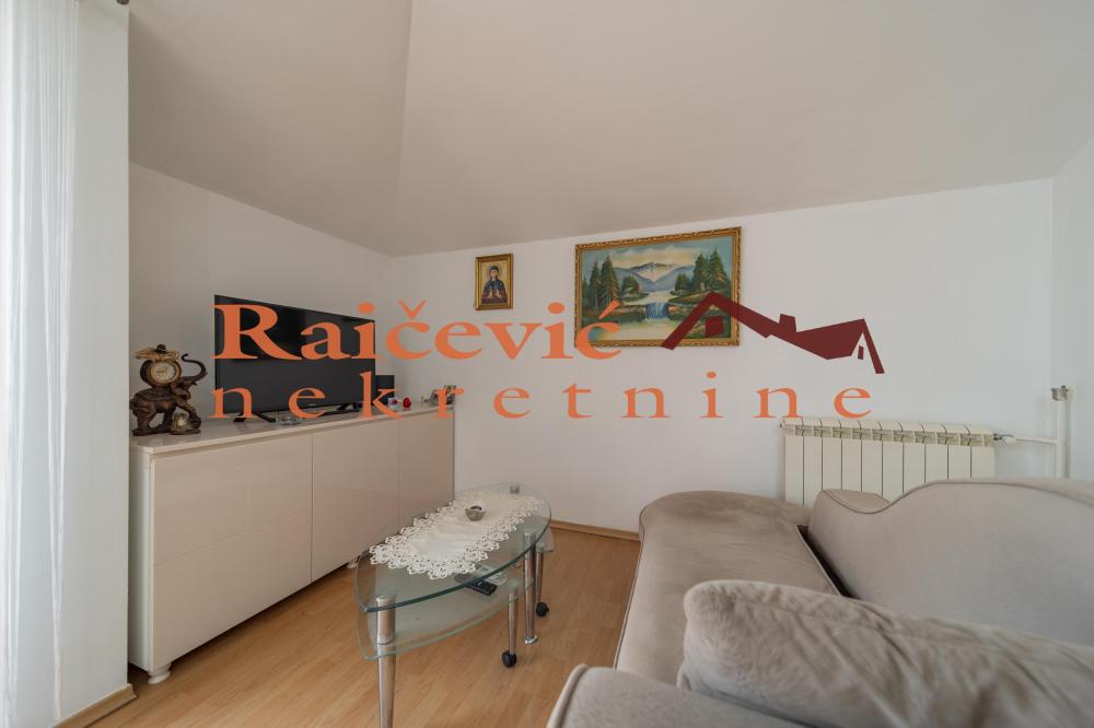 Slika 3 - Milana Rakica, Trosoban stan za izdavanje, 65m2, 650€