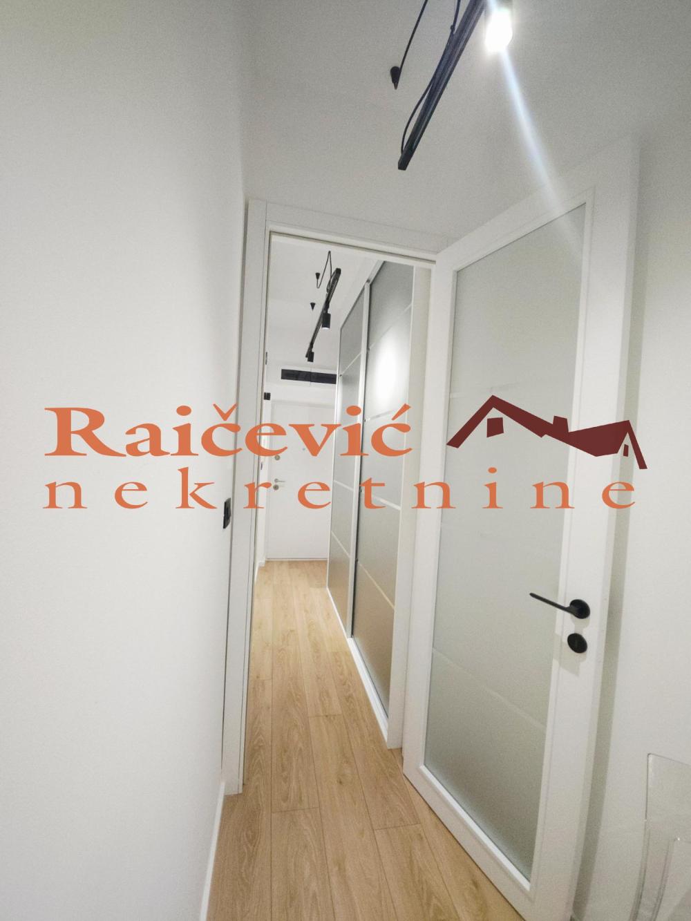 Slika 11 - Cara Dusana, Jednoiposoban stan na prodaju, 33m2, 220.000€