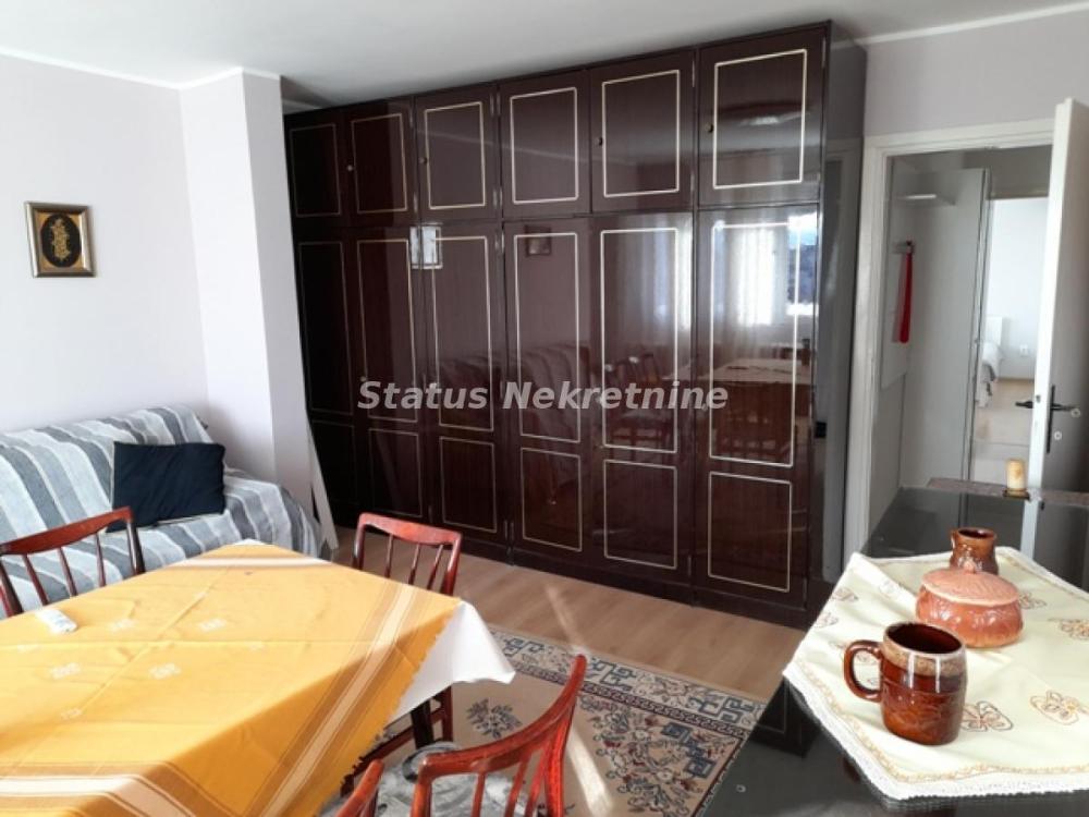 Slika 1 - Trosoban stan za izdavanje, 72m2, 500€