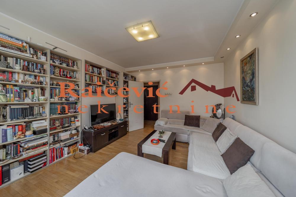 Slika 3 - Milutina Milankovica, Dvoiposoban stan na prodaju, 70m2, 246.000€