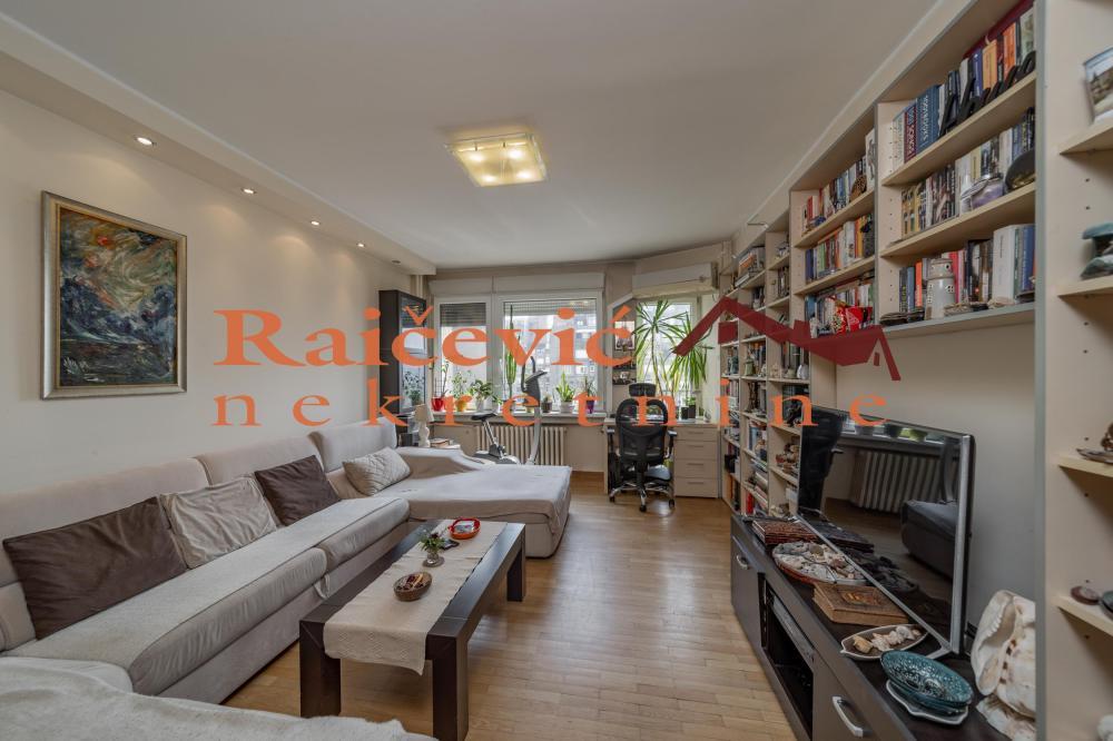 Glavna slika -Milutina Milankovica, Dvoiposoban stan na prodaju, 70m2, 246.000€