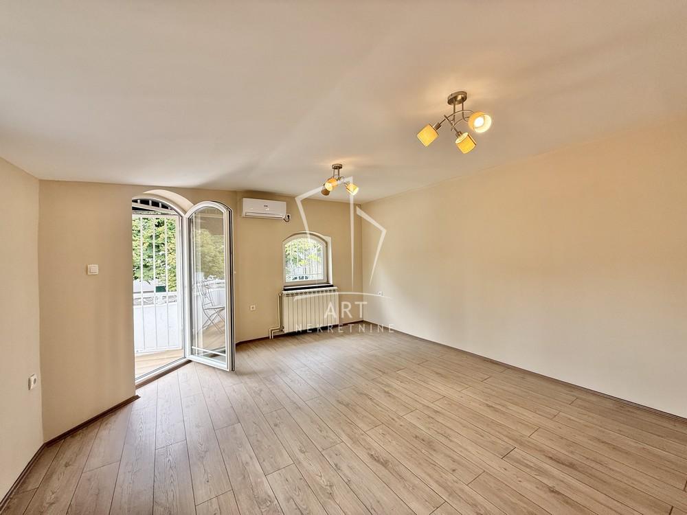 Slika 7 - Milana Vukosa,  Kuća za izdavanje, 118m2, 2.500€