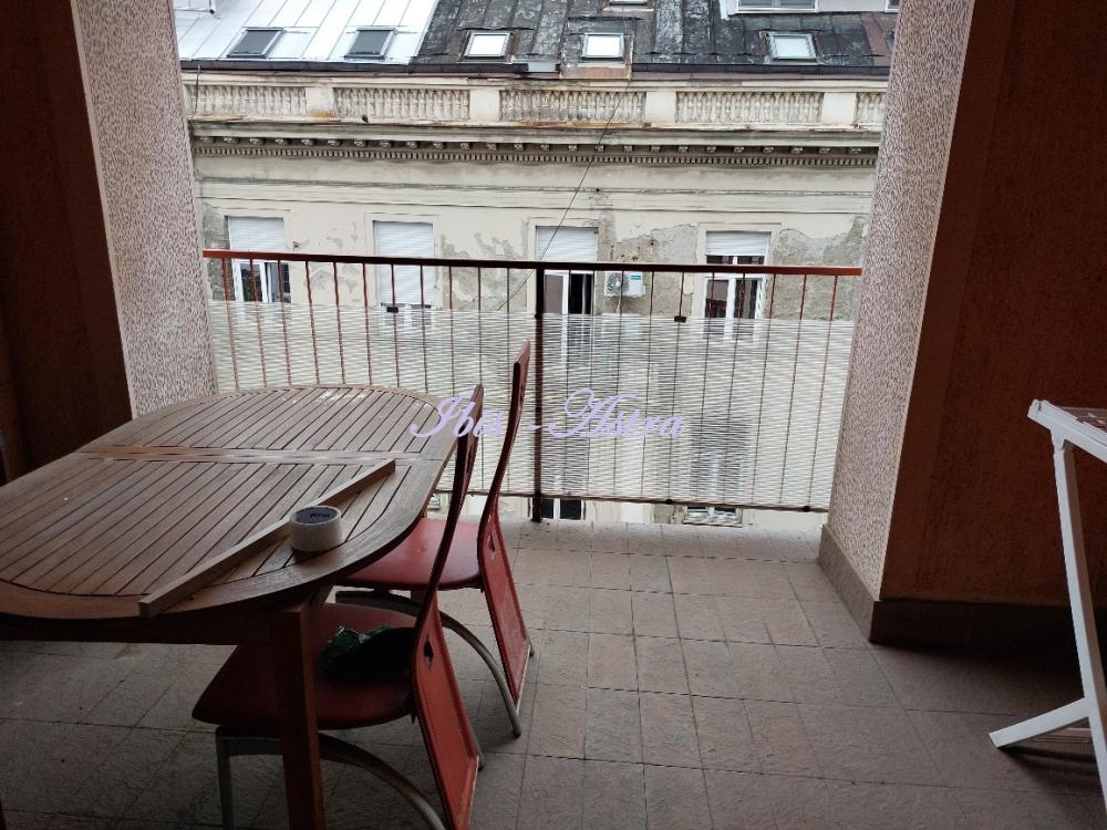 Slika 3 - Dositejeva, Četvorosoban stan na prodaju, 111m2, 510.000€