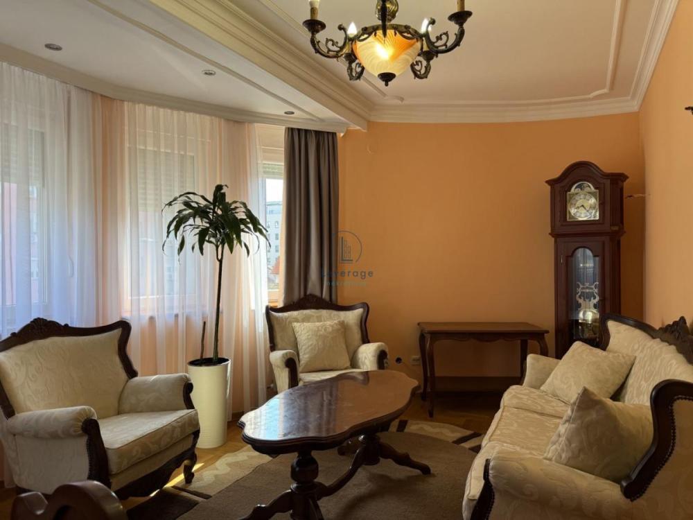 Glavna slika -Troiposoban stan za izdavanje, 75m2, 800€