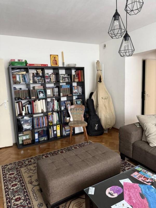 Slika 2 - Jovana Bijelića, Trosoban stan na prodaju, 71m2, 190.000€