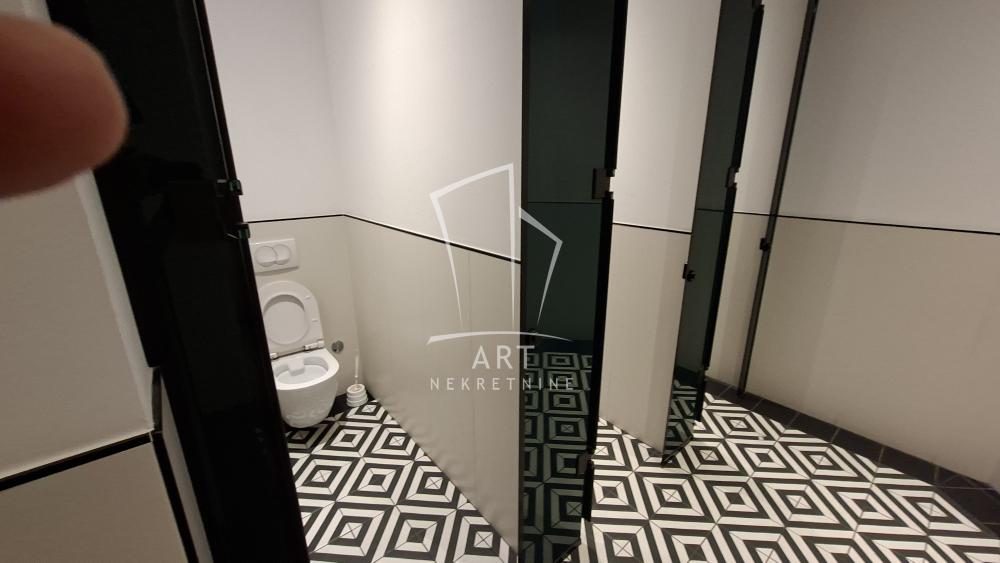 Slika 7 - Vladimira Popovića,  Lokal za izdavanje, 267m2, 4.005€