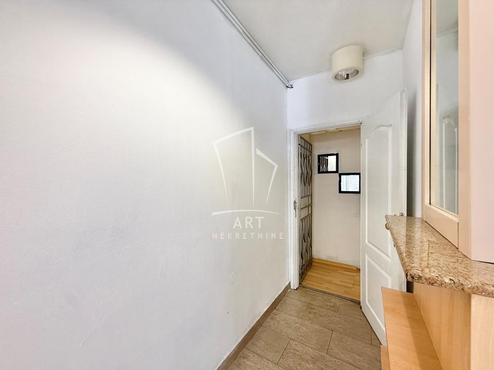 Slika 4 - Balkanska,  Lokal na prodaju, 66m2, 300.000€