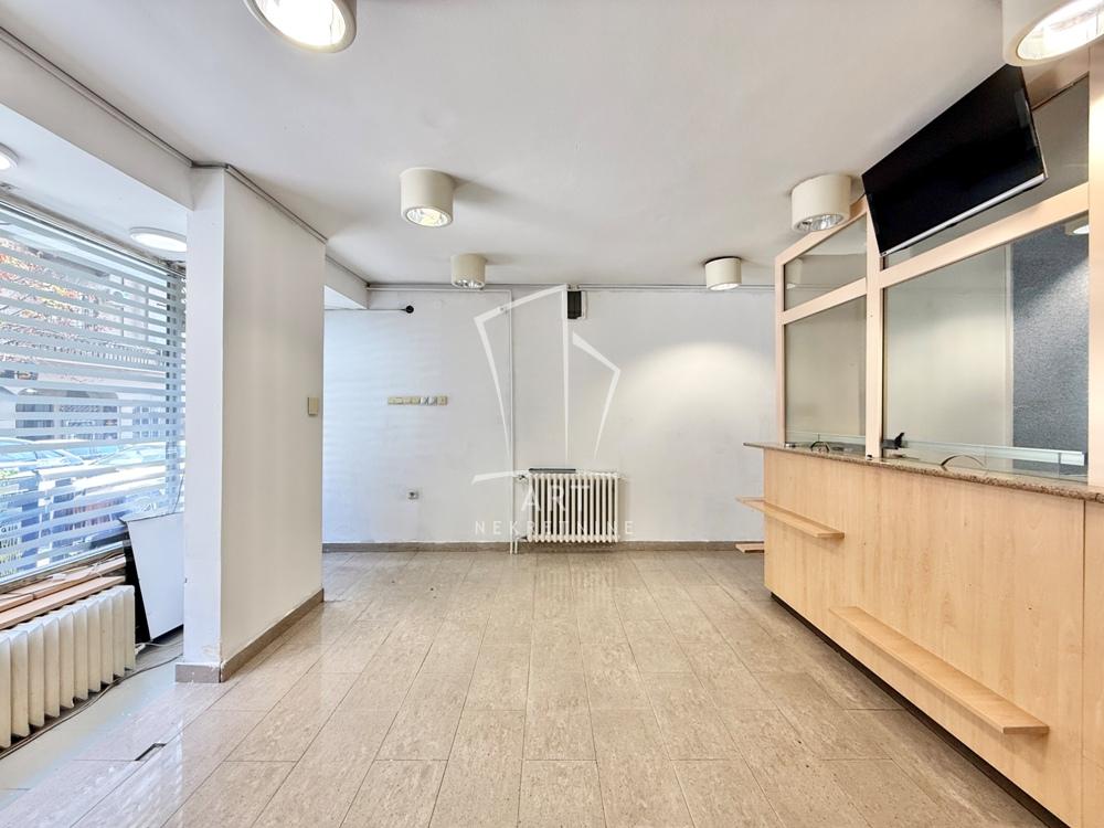 Slika 2 - Balkanska,  Lokal na prodaju, 66m2, 300.000€