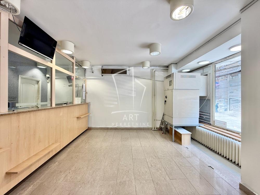 Slika 1 - Balkanska,  Lokal na prodaju, 66m2, 300.000€