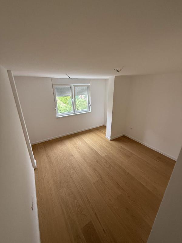 Slika 5 - Mažuranićeva, Četvorosoban stan na prodaju, 101m2, 229.200€