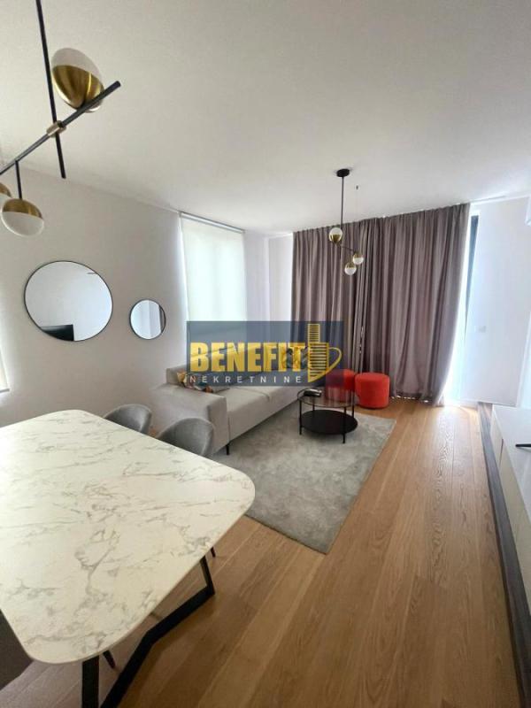 Slika 1 - Trosoban stan za izdavanje, 78m2, 1.500€