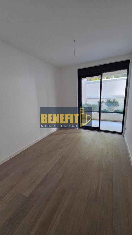 Slika 11 - Dvosoban stan na prodaju, 167m2, 684.000€