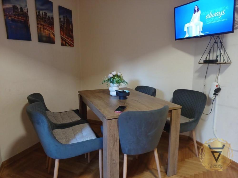 Slika 6 - Trosoban stan za izdavanje, 150m2, 1.450€