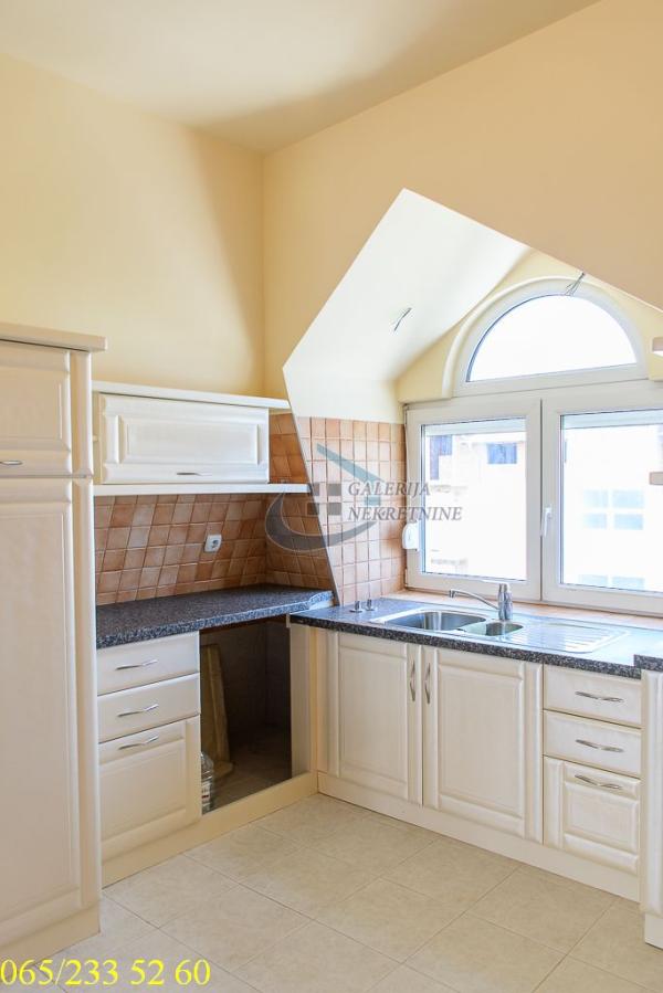 Slika 8 - Save Jovanovića, Četvorosoban stan na prodaju, 99m2, 247.500€